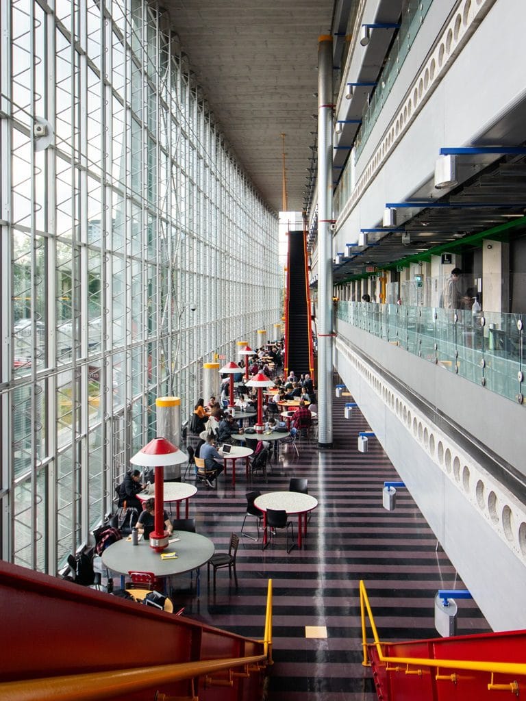 Đại học Ottawa cấp HỌC BỔNG CAO lên đến 36,000 C$ 5 Đại học Ottawa